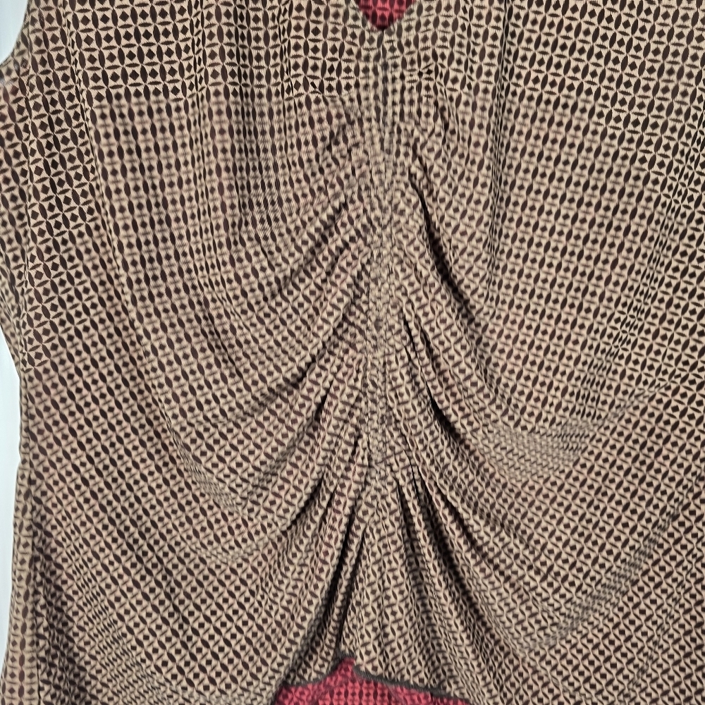 NWOT Cabi Women's Reversible Red/Brown Geo Print Ruched Sleeveless Tank Size M - Picture 9 of 11